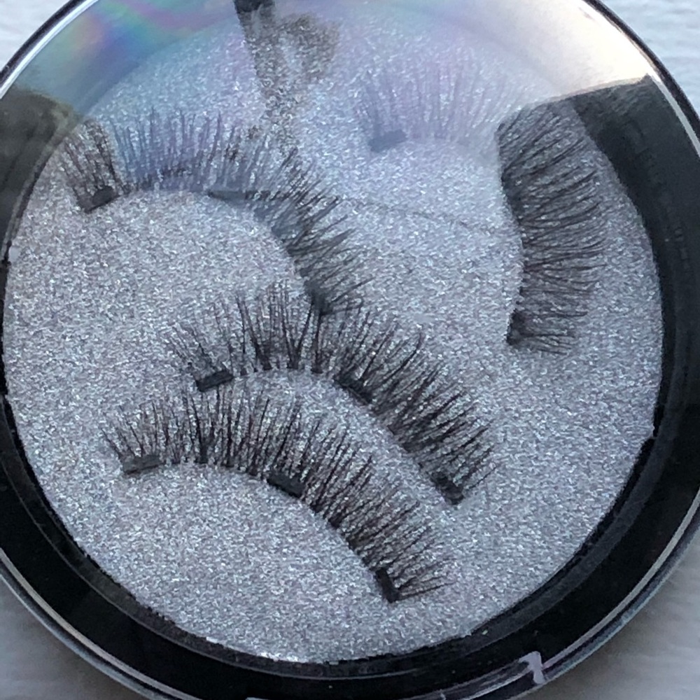 Magnetic false lashes